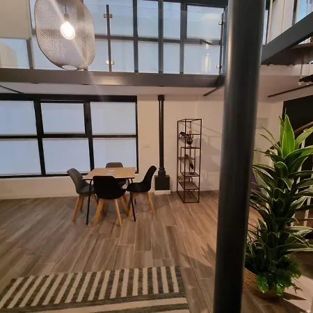 Duplex Moderno En Alameda Sevilha
