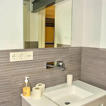 Appartamento Duplex Moderno En Alameda Siviglia